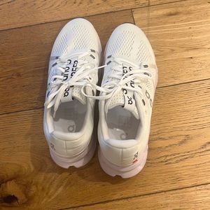 On Cloud Cloudsurfer